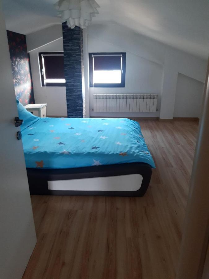 Apartament 3 Camere Ramnicu Valcea Exterior photo